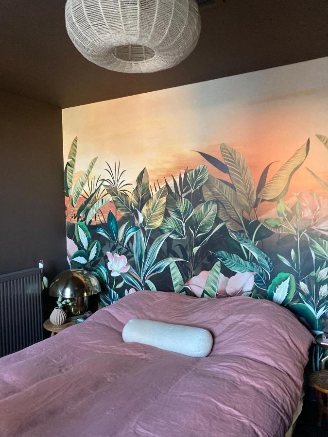 Canal View 1 Bed Apartment In Zone 1 London Exterior photo